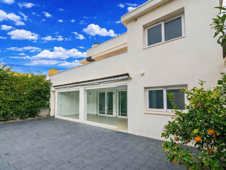 Town House for Sale in Albir Alfaz Del Pi, Alicante 8