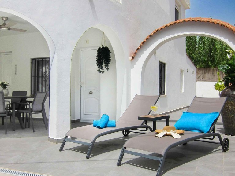 Town House for Sale in Albir Alfaz Del Pi, Alicante 2