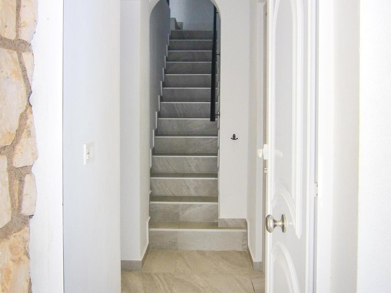 Town House for Sale in Albir Alfaz Del Pi, Alicante 36