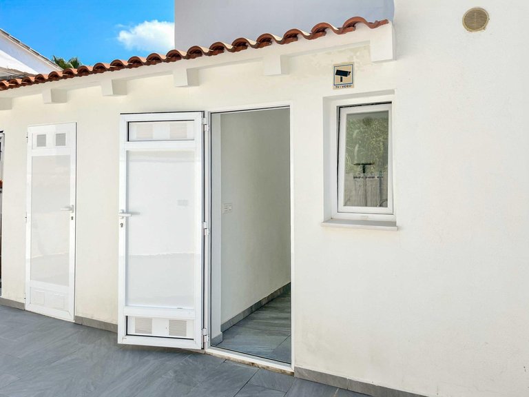 Town House for Sale in Albir Alfaz Del Pi, Alicante 41