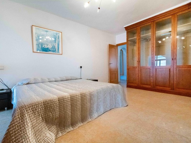Villa for Sale in Albir Alfaz Del Pi, Alicante 15