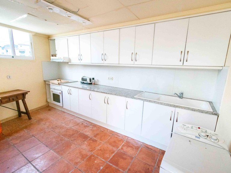Villa for Sale in Albir Alfaz Del Pi, Alicante 25