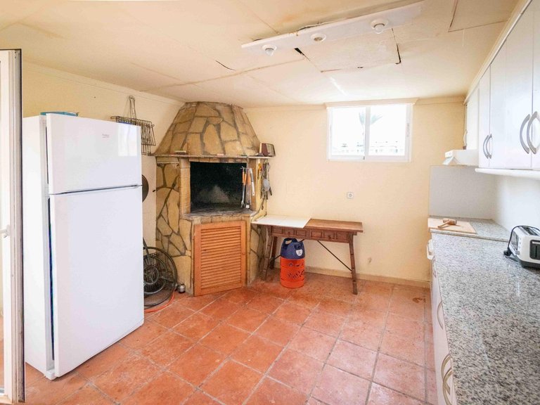 Villa for Sale in Albir Alfaz Del Pi, Alicante 26