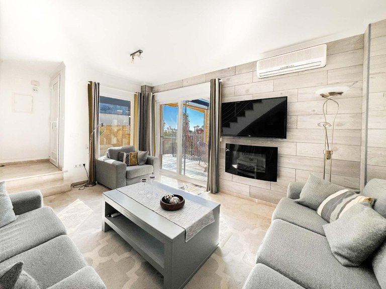 Villa for Sale in La nucia La Nucía, Alicante 11