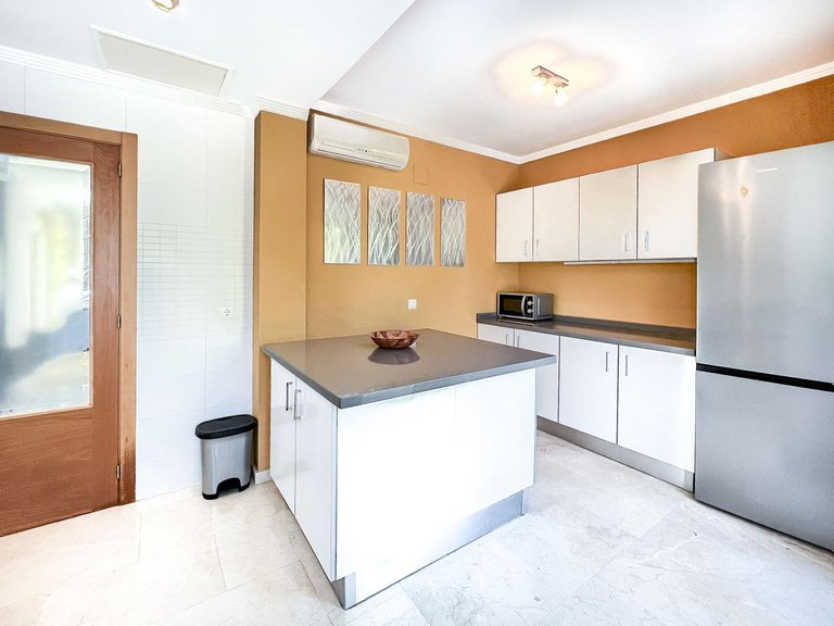Villa for Sale in La nucia La Nucía, Alicante 20
