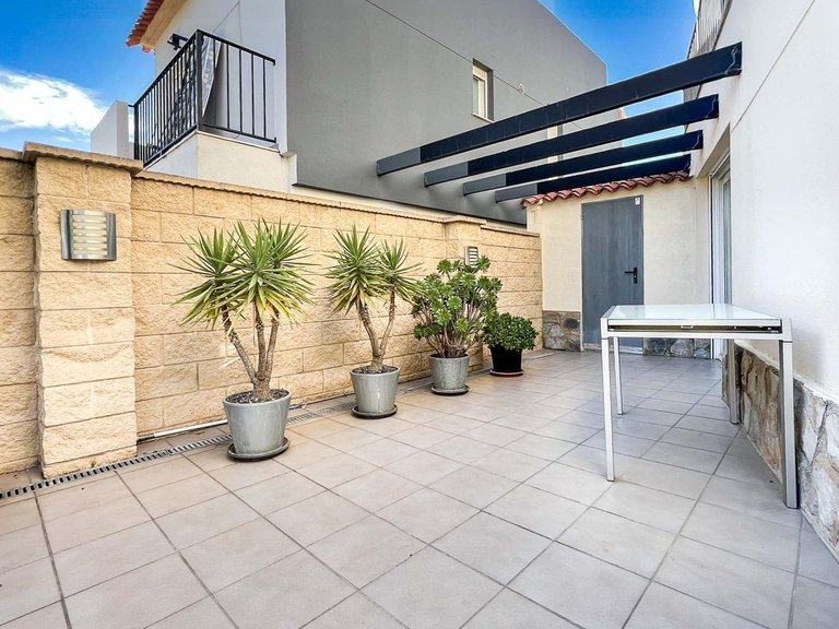 Villa for Sale in La nucia La Nucía, Alicante 28
