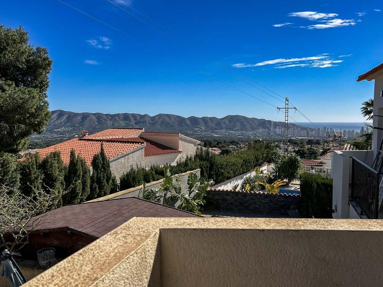 Villa for Sale in La nucia La Nucía, Alicante 42