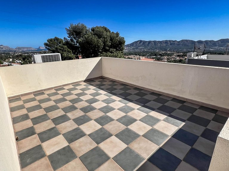 Villa for Sale in La nucia La Nucía, Alicante 47