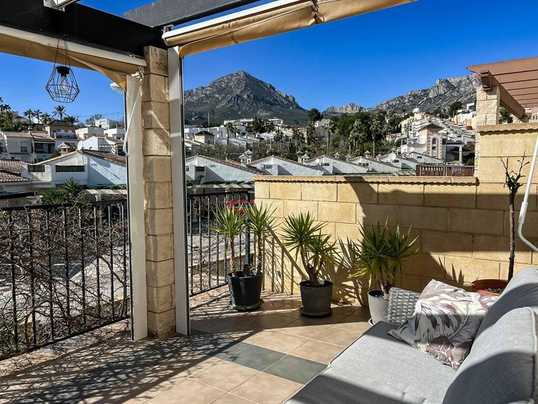Villa for Sale in La nucia La Nucía, Alicante 5