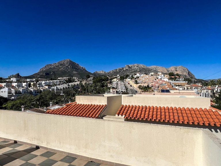 Villa for Sale in La nucia La Nucía, Alicante 50