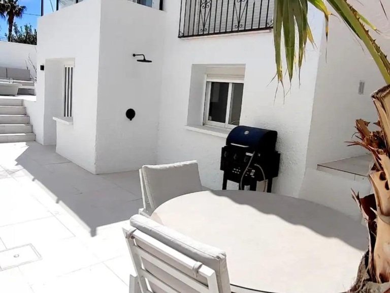 Villa for Sale in La nucia La Nucía, Alicante 9