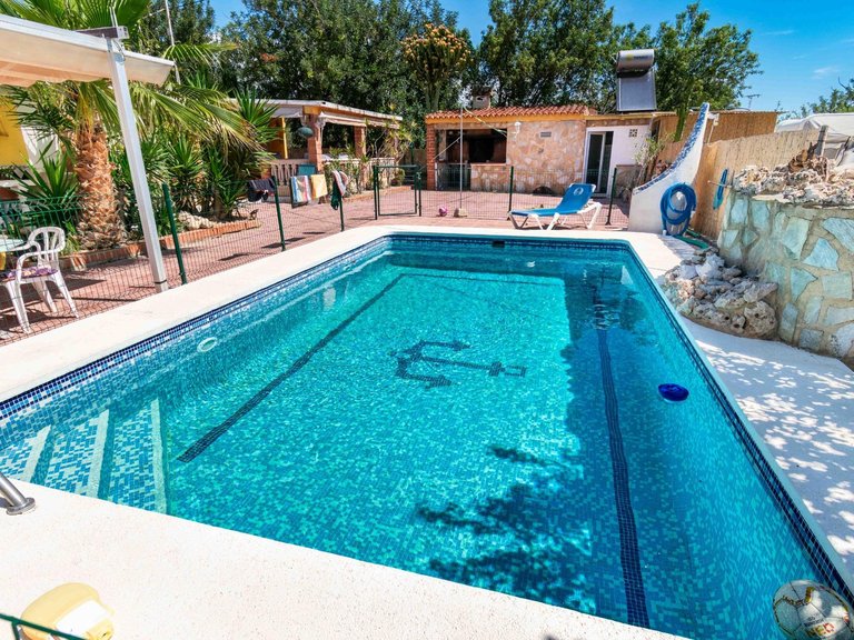 Villa for Sale in Albir Alfaz Del Pi, Alicante 1