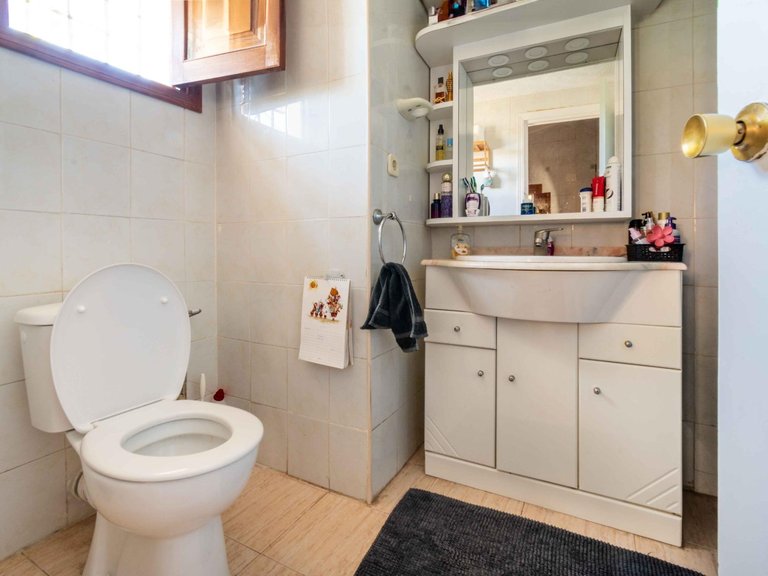 Villa for Sale in Albir Alfaz Del Pi, Alicante 24