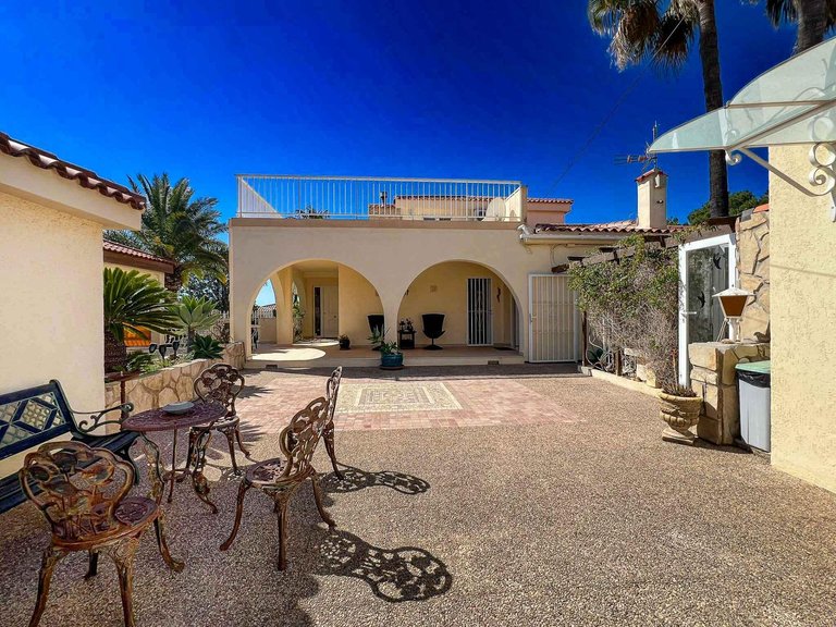 Villa for Sale in La nucia La Nucía, Alicante 10