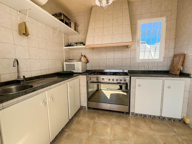 Villa for Sale in La nucia La Nucía, Alicante 12