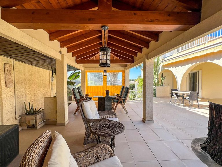 Villa for Sale in La nucia La Nucía, Alicante 2