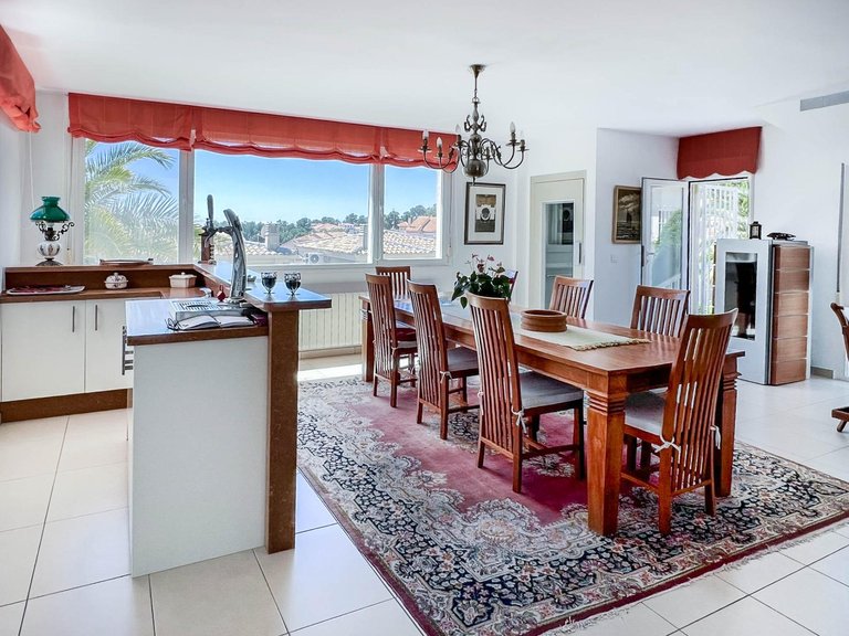 Villa for Sale in La nucia La Nucía, Alicante 32