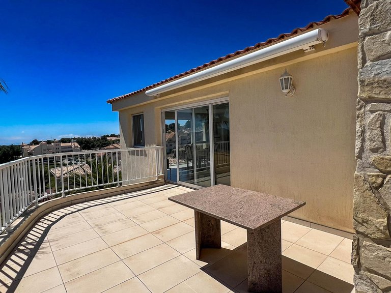 Villa for Sale in La nucia La Nucía, Alicante 43