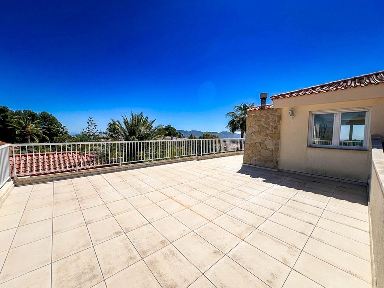 Villa for Sale in La nucia La Nucía, Alicante 48