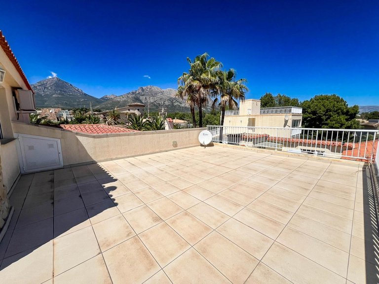 Villa for Sale in La nucia La Nucía, Alicante 49