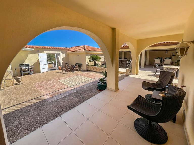 Villa for Sale in La nucia La Nucía, Alicante 5