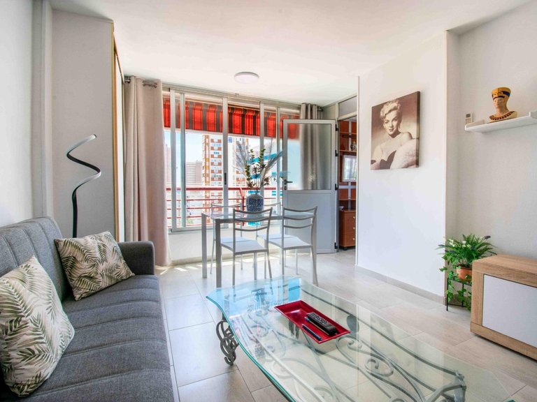Apartment for Sale in Benidorm Benidorm, Alicante 2
