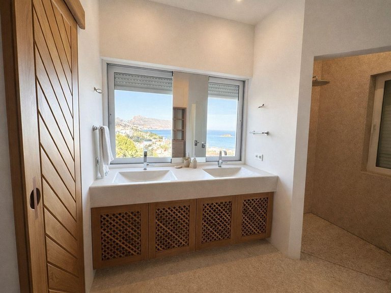 Villa for Sale in Zona lOlla Altea, Alicante 21