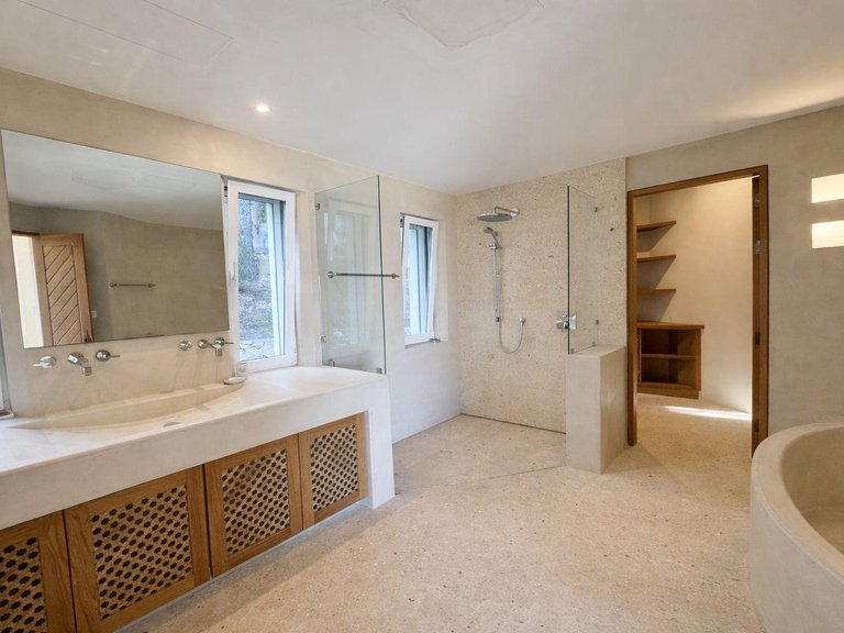 Villa for Sale in Zona lOlla Altea, Alicante 32