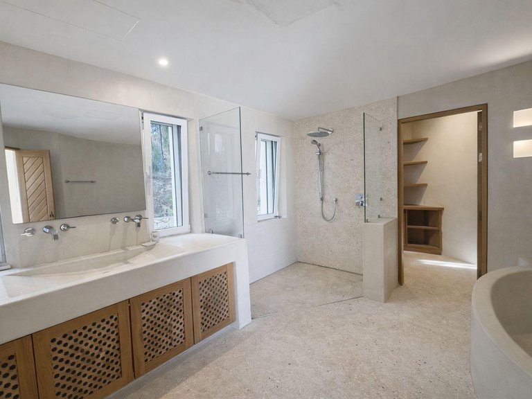 Villa for Sale in Zona lOlla Altea, Alicante 35