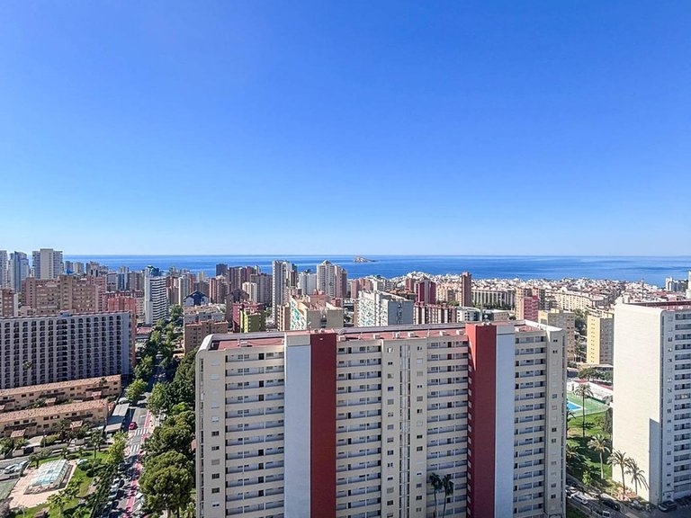 Apartment for Sale in Benidorm Benidorm, Alicante 6
