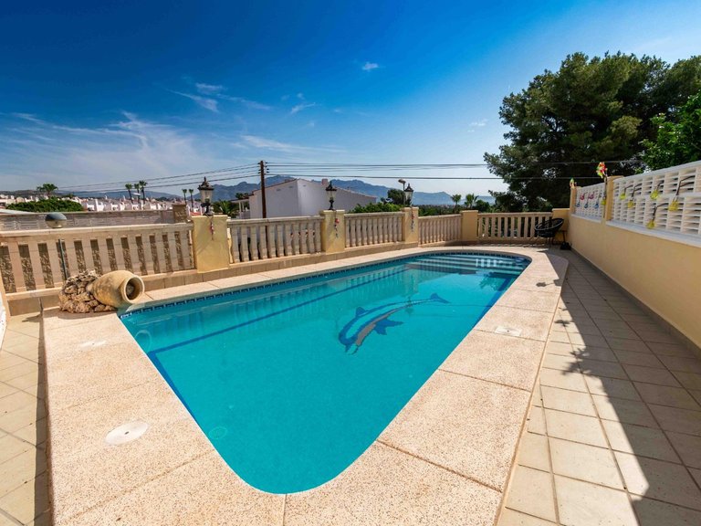 Villa for Sale in La nucia La Nucía, Alicante 1