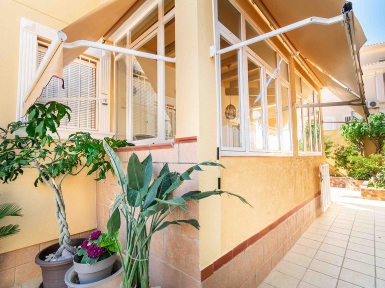Villa for Sale in La nucia La Nucía, Alicante 25