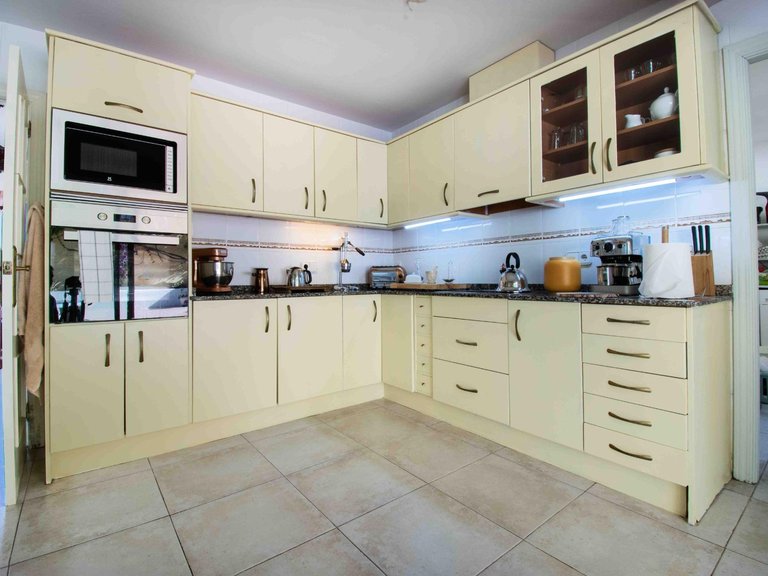Town House for Sale in Albir Alfaz Del Pi, Alicante 11