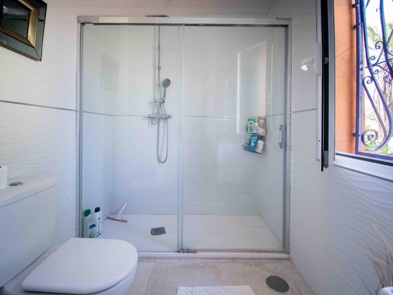 Town House for Sale in Albir Alfaz Del Pi, Alicante 18