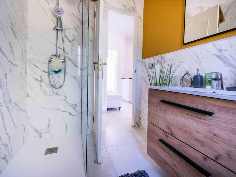 Town House for Sale in Albir Alfaz Del Pi, Alicante 22