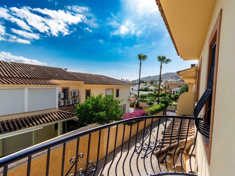 Town House for Sale in Albir Alfaz Del Pi, Alicante 27
