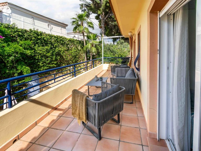Town House for Sale in Albir Alfaz Del Pi, Alicante 28