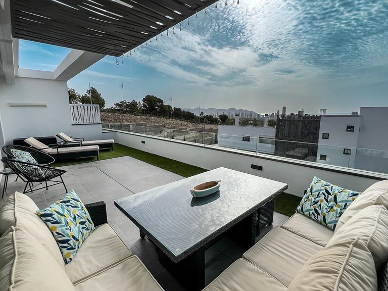 Apartment for Sale in Finestrat Finestrat, Alicante 1