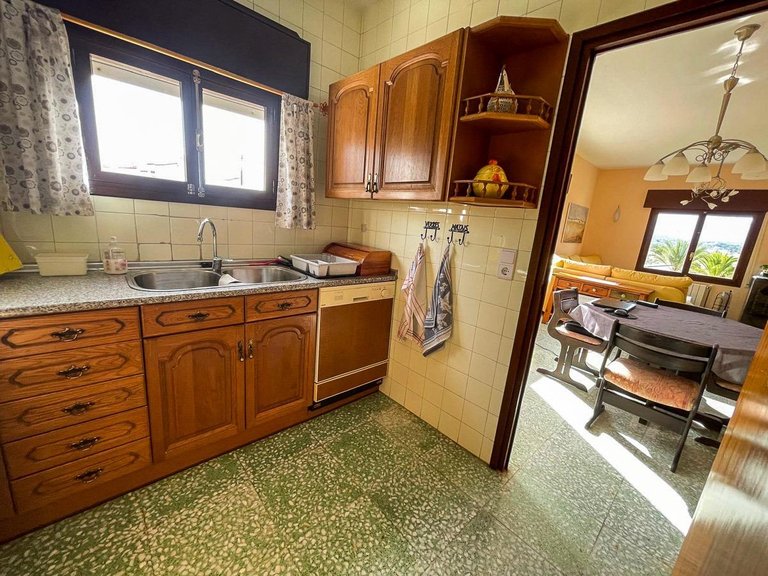 Villa for Sale in Albir Alfaz Del Pi, Alicante 11