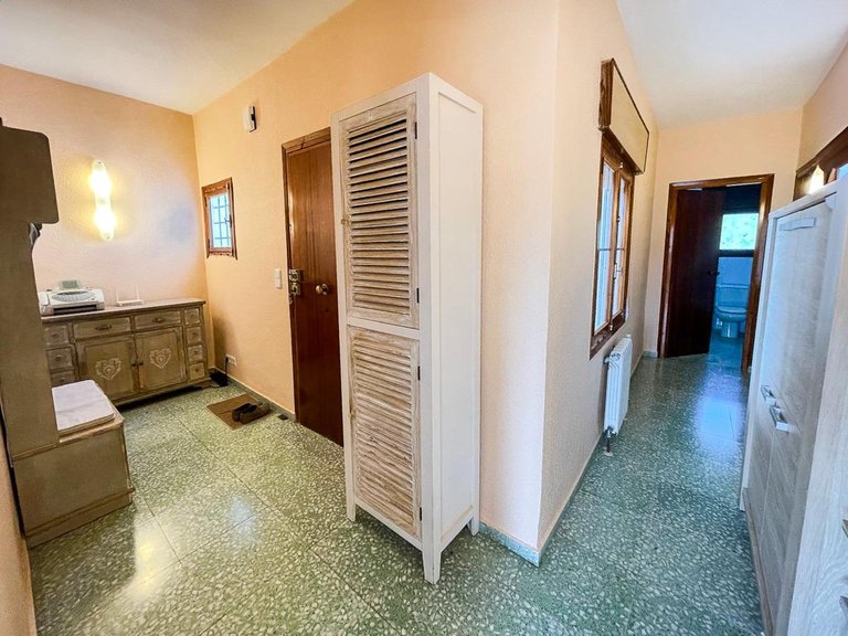 Villa for Sale in Albir Alfaz Del Pi, Alicante 17
