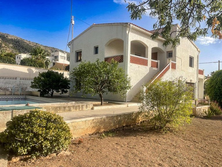 Villa for Sale in Albir Alfaz Del Pi, Alicante 2