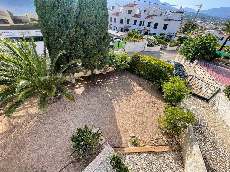 Villa for Sale in Albir Alfaz Del Pi, Alicante 37