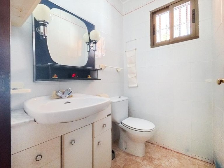 Villa for Sale in La nucia La Nucía, Alicante 14