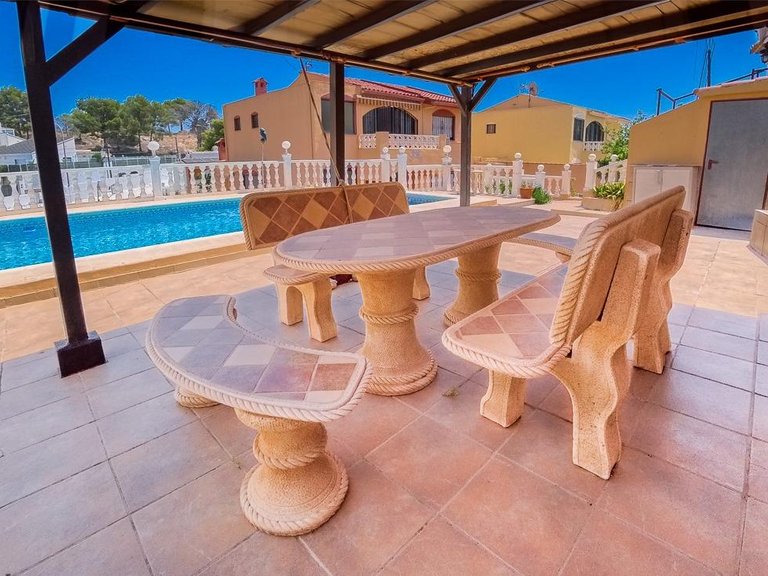 Villa for Sale in La nucia La Nucía, Alicante 3
