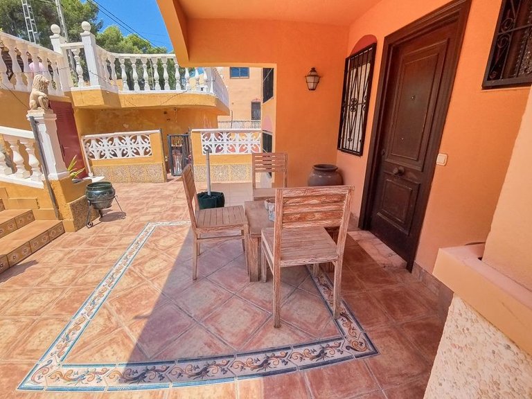 Villa for Sale in La nucia La Nucía, Alicante 40