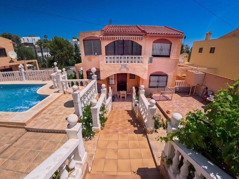 Villa for Sale in La nucia La Nucía, Alicante 7