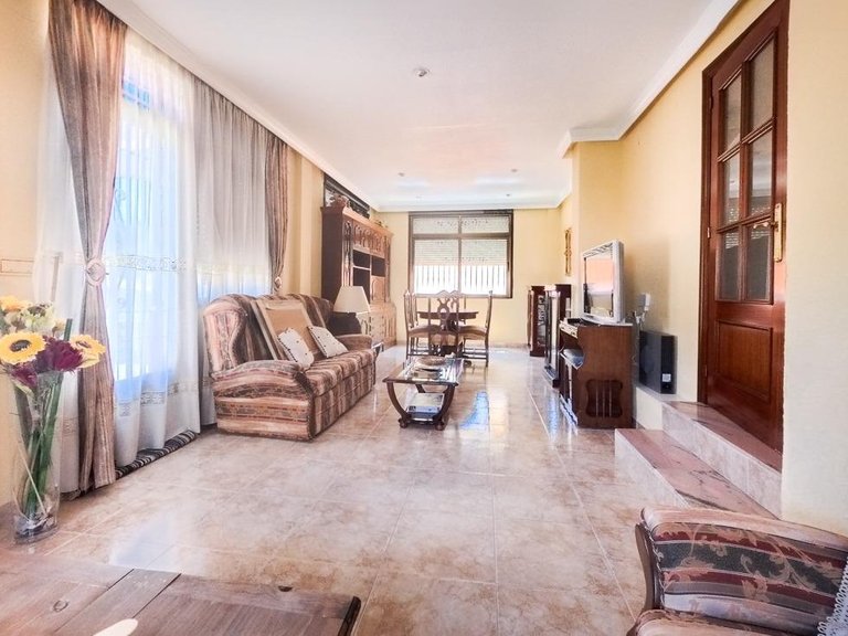 Villa for Sale in La nucia La Nucía, Alicante 9