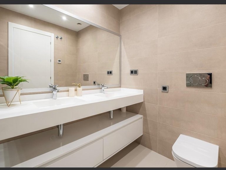 Apartment for Sale in Costa Blanca Benidorm, Alicante 4