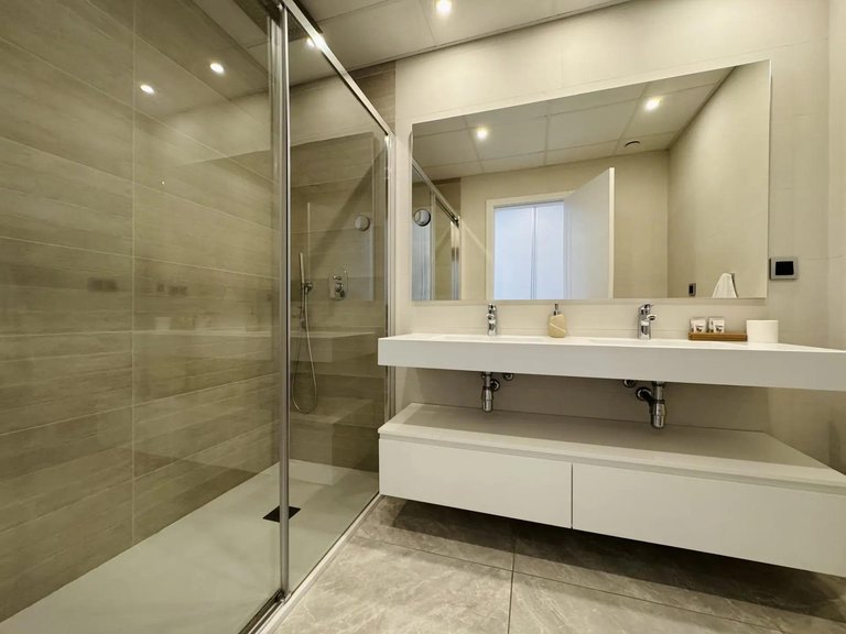 Apartment for Sale in Costa Blanca Benidorm, Alicante 5