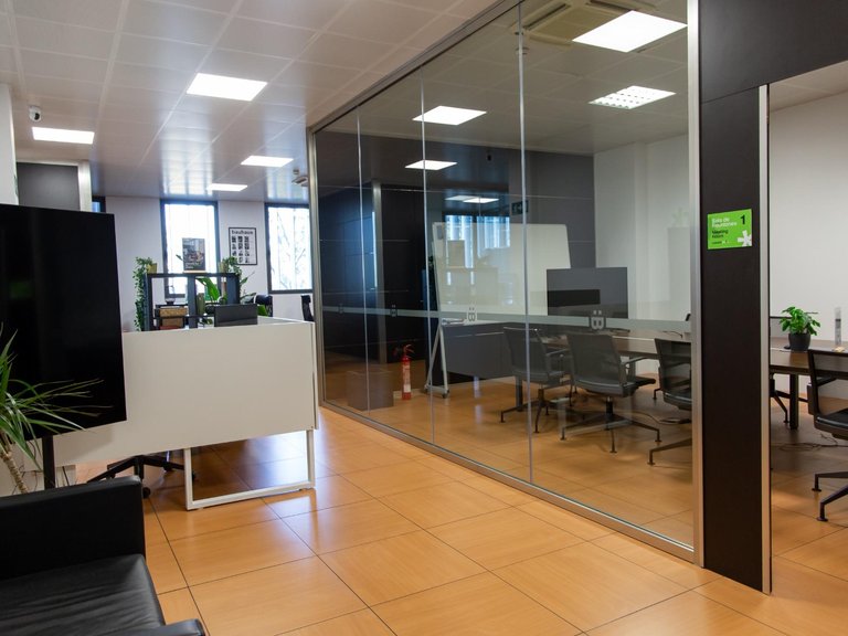 Commercial for Sale in Son Sardina, Palma De Mallorca, Balearic Islands 16